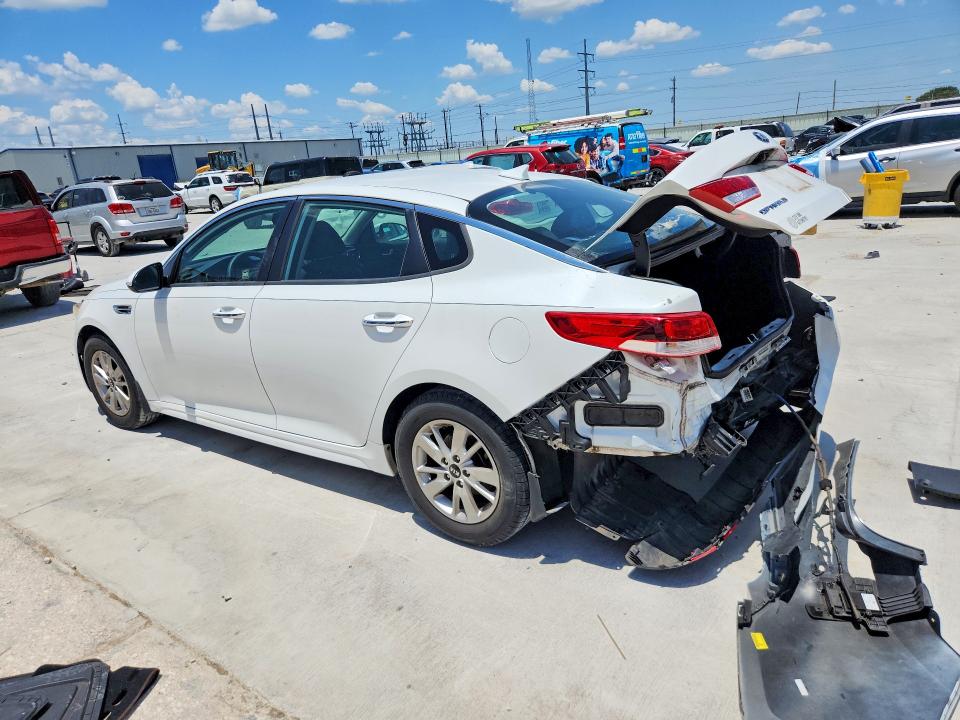 Photo 2 from auction – 2016 KIA OPTIMA with VIN 5XXGT4L35GG051893