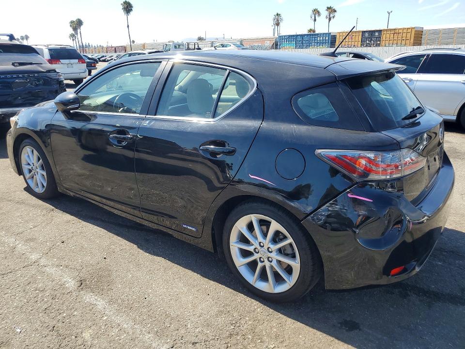 Photo 2 from auction – 2011 LEXUS CT with VIN JTHKD5BH2B2028319