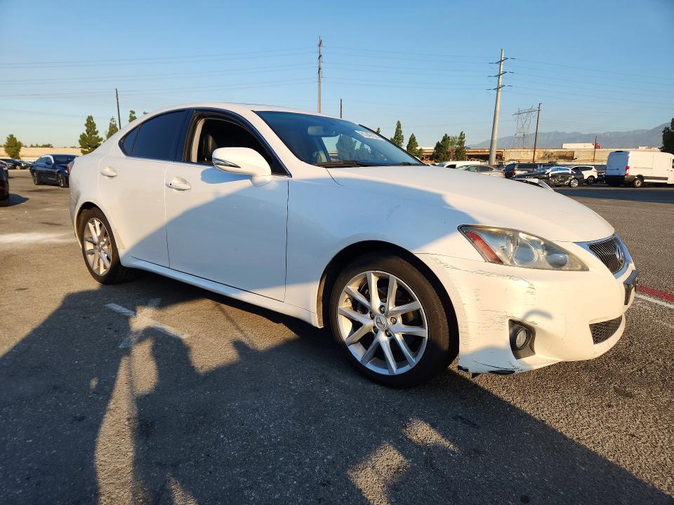 Photo 4 from auction – 2013 LEXUS IS with VIN JTHBF5C28D5193183