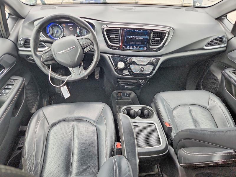 Photo 8 from auction – 2019 CHRYSLER PACIFICA with VIN 2C4RC1EG3KR737843