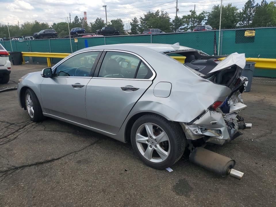 Photo 2 from auction – 2010 ACURA TSX with VIN JH4CU2F63AC033209