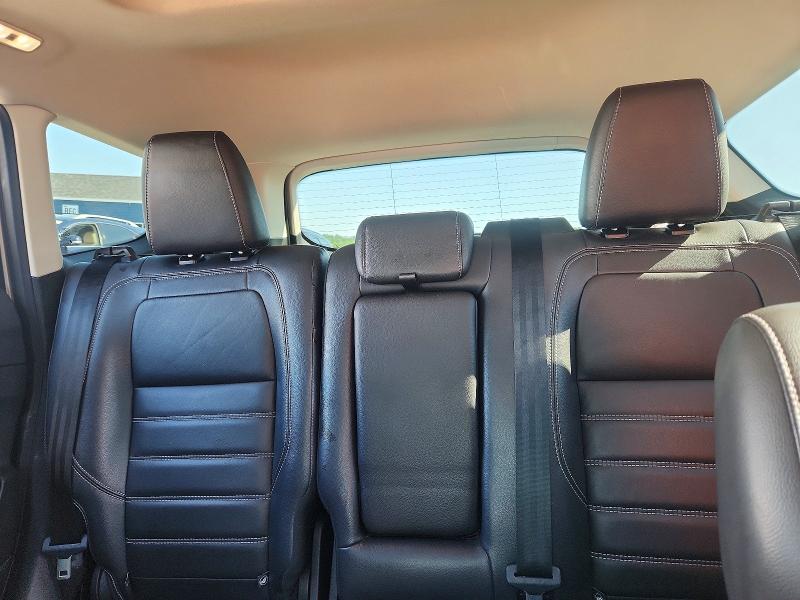 Photo 10 from auction – 2018 FORD ESCAPE with VIN 1FMCU9J97JUD53019