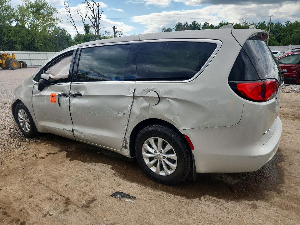 Photo 2 from auction – 2017 CHRYSLER PACIFICA with VIN 2C4RC1DG0HR636012