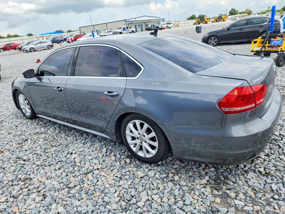 Photo 2 from auction – 2015 VOLKSWAGEN PASSAT with VIN 1VWAS7A36FC106599