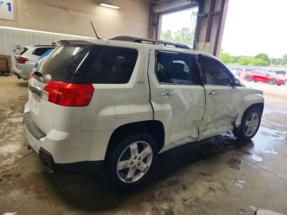 Photo 3 from auction – 2013 GMC TERRAIN with VIN 2GKFLWE33D6308580