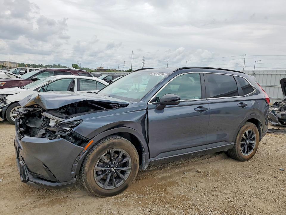 HONDA CR-V 2023 with VIN 7FARS6H58PE012238 - Photo from auction
