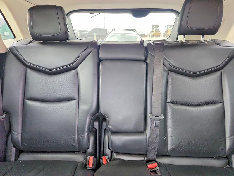 Photo 10 from auction – 2017 CADILLAC XT5 with VIN 1GYKNDRS5HZ124286