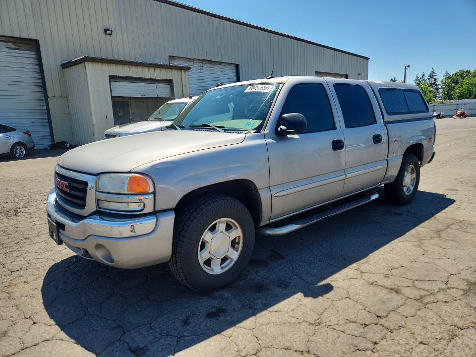 2004 GMC NEW SIERRA
