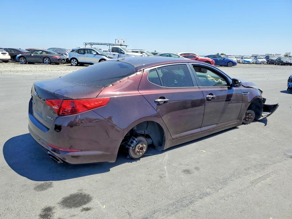 Photo 3 from auction – 2013 KIA OPTIMA with VIN 5XXGN4A76DG231265