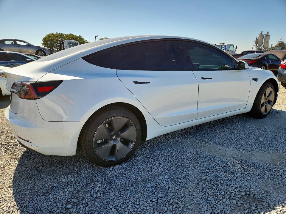 Photo 3 from auction – 2023 TESLA MODEL 3 with VIN 5YJ3E1EA4PF692815