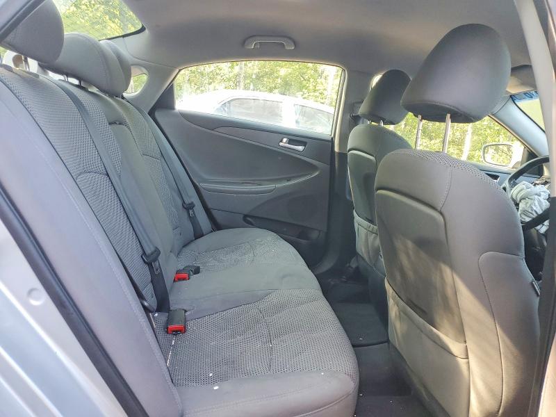 Photo 10 from auction – 2012 HYUNDAI SONATA with VIN 5NPEB4AC9CH309800