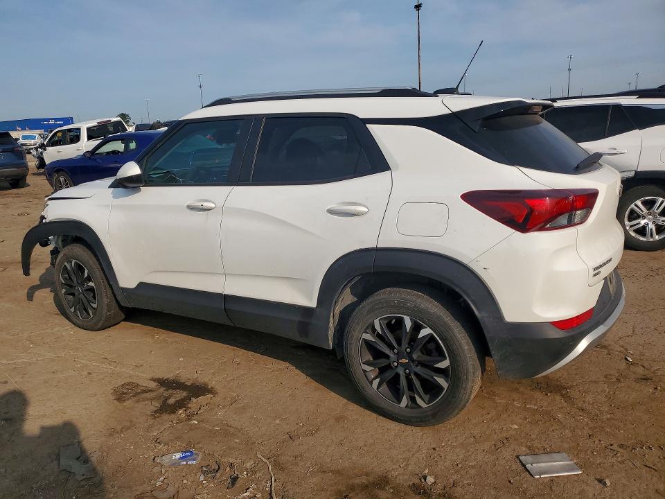 Снимка 2 от търг – 2021 CHEVROLET TRAILBLAZER с VIN KL79MRSL6MB102076