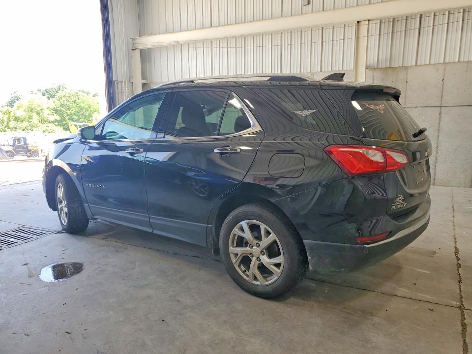 Photo 2 from auction – 2019 CHEVROLET EQUINOX with VIN 2GNAXXEV1K6257599