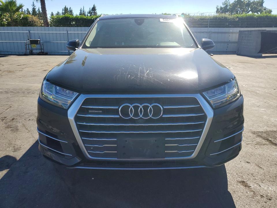 Photo 5 from auction – 2018 AUDI Q7 with VIN WA1LAAF70JD005787