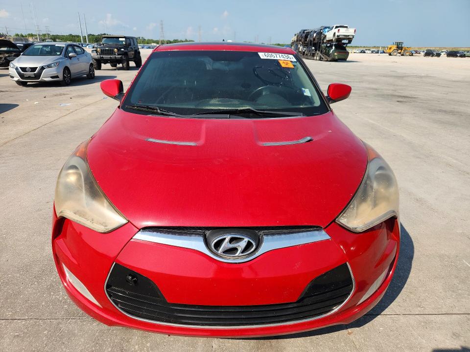 Zdjęcie 5 z aukcji – 2015 HYUNDAI VELOSTER z VIN KMHTC6AD8FU225546