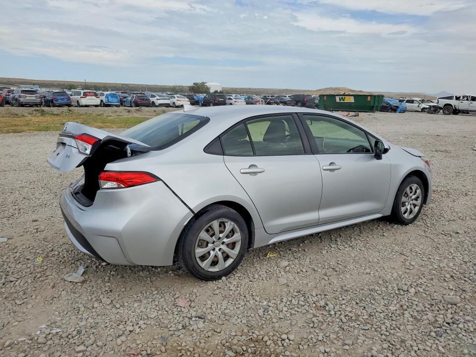 Photo 3 from auction – 2020 TOYOTA COROLLA with VIN JTDEPRAE5LJ051024