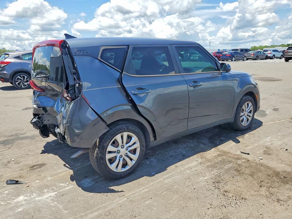 Photo 3 from auction – 2021 KIA SOUL with VIN KNDJ23AU1M7776278