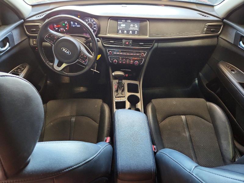 Photo 8 from auction – 2018 KIA OPTIMA with VIN 5XXGT4L33JG213897