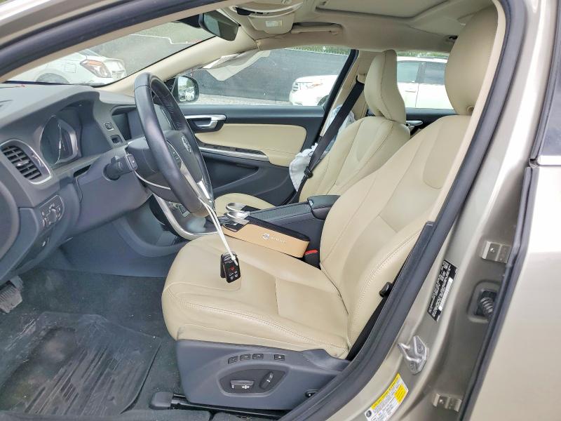 Photo 7 from auction – 2016 VOLVO V60 with VIN YV140MEM1G1306255