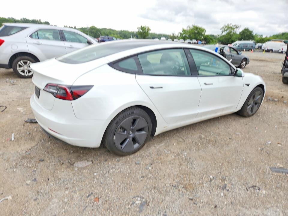 Photo 3 from auction – 2023 TESLA MODEL 3 with VIN 5YJ3E1EAXPF559220