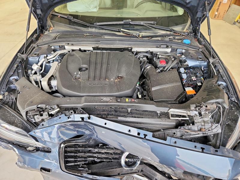 Photo 11 from auction – 2022 VOLVO S60 with VIN 7JRL12TZ4NG154209