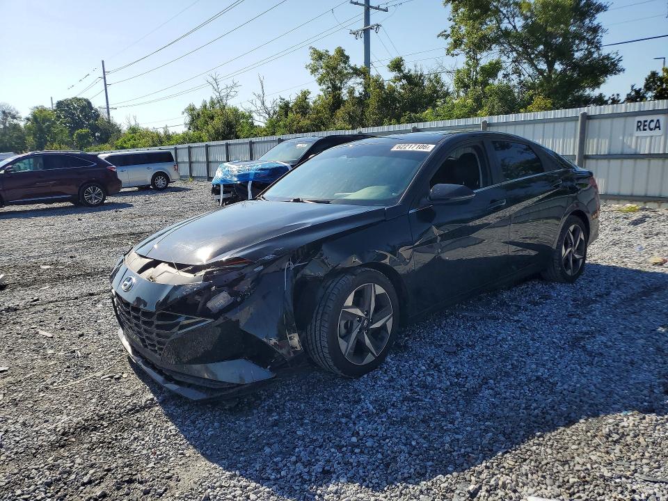 Photo 1 from auction – 2023 HYUNDAI ELANTRA with VIN 5NPLP4AG0PH088069