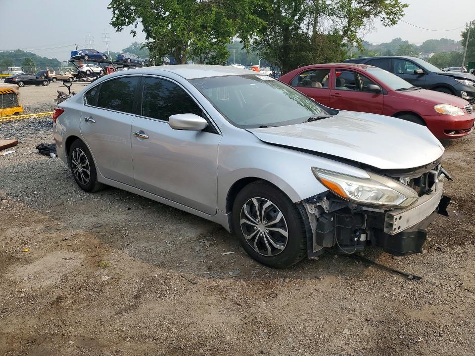 Photo 4 from auction – 2017 NISSAN ALTIMA with VIN 1N4AL3AP4HC109019