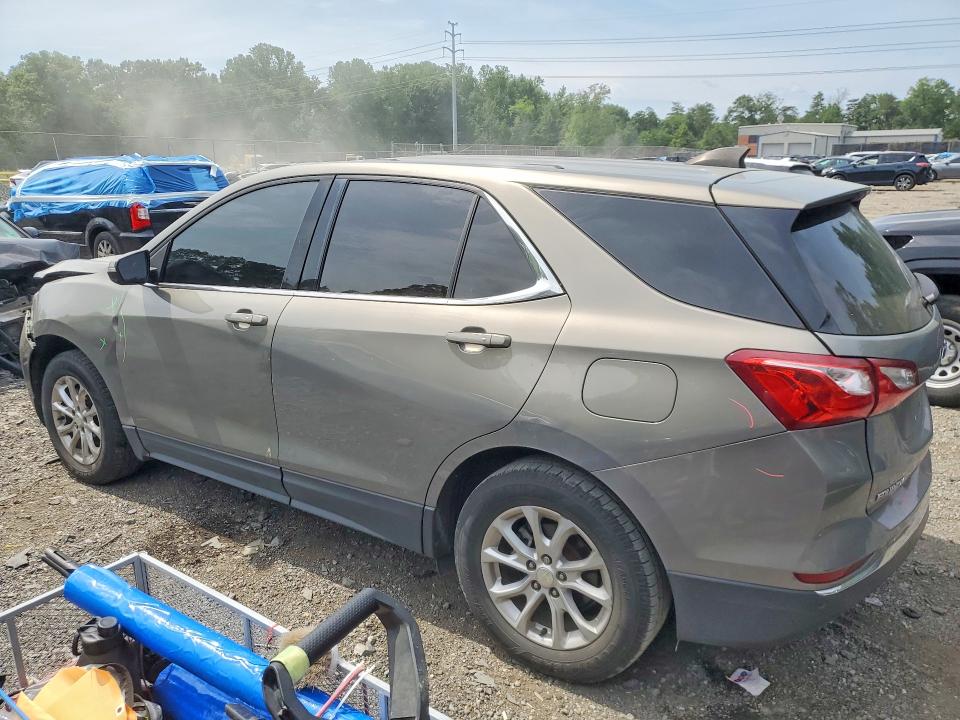 Photo 2 from auction – 2018 CHEVROLET EQUINOX with VIN 3GNAXJEV1JS536743