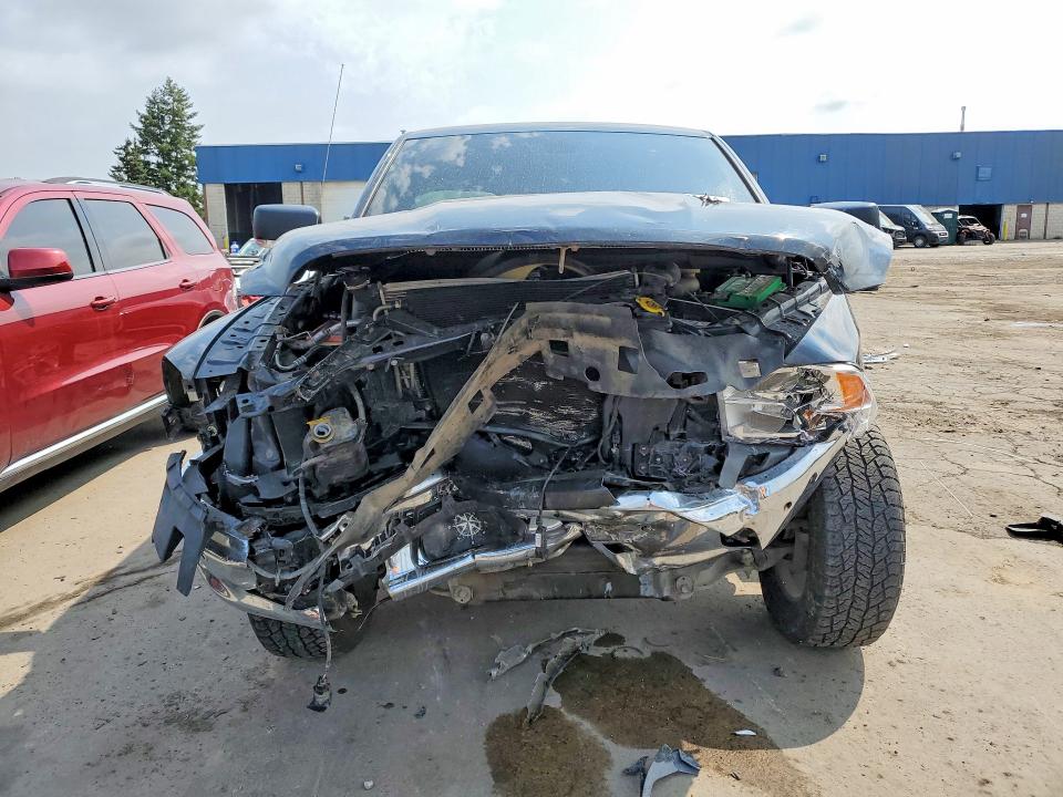 Photo 5 from auction – 2017 RAM 1500 with VIN 1C6RR7TT8HS510695