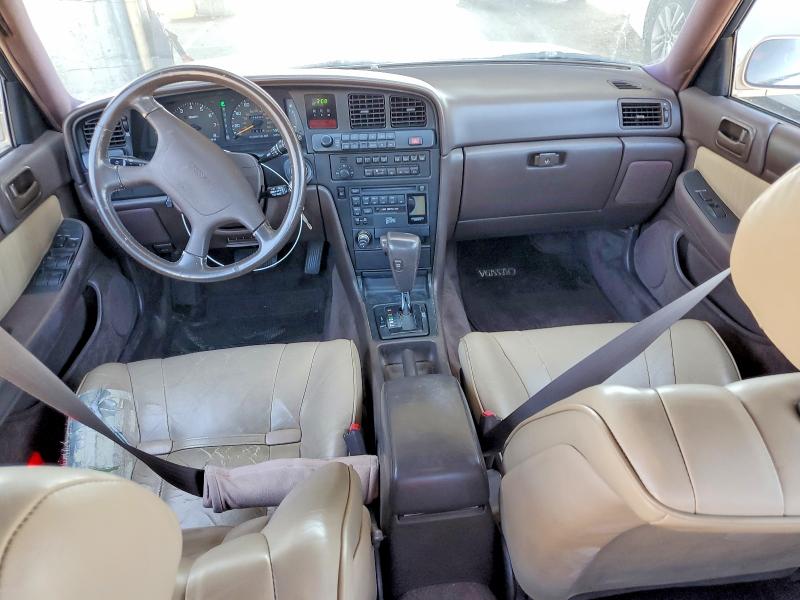 Photo 8 from auction – 1992 TOYOTA CRESSIDA with VIN JT2MX83E3N0088707