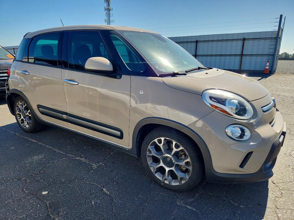 صورة رقم 4 من المزاد - 2014 FIAT 500L مع VIN ZFBCFADH2EZ009161