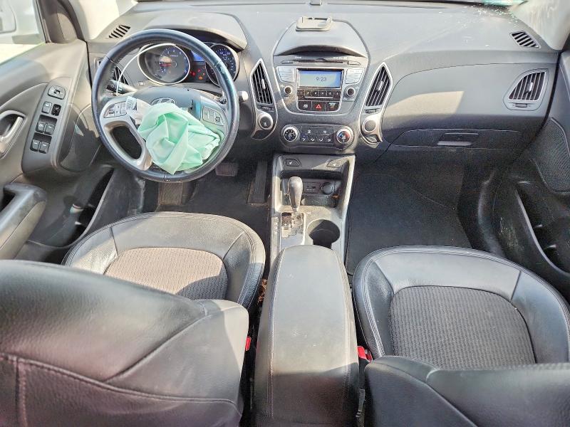 Photo 8 from auction – 2012 HYUNDAI TUCSON with VIN KM8JUCAC4CU396865