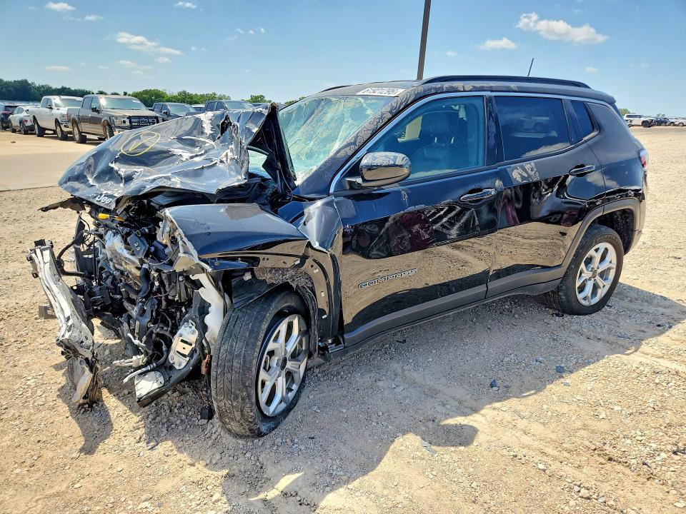JEEP COMPASS 2025 with VIN 3C4NJDBN8ST607708 - Photo from auction