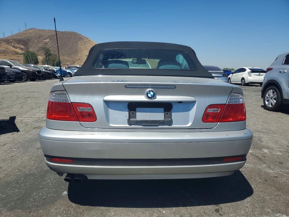 Photo 6 from auction – 2004 BMW 325 with VIN WBABW33414PL30487