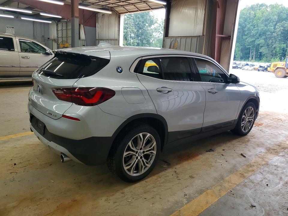 Photo 3 from auction – 2021 BMW X2 with VIN WBXYH9C04M5S48923