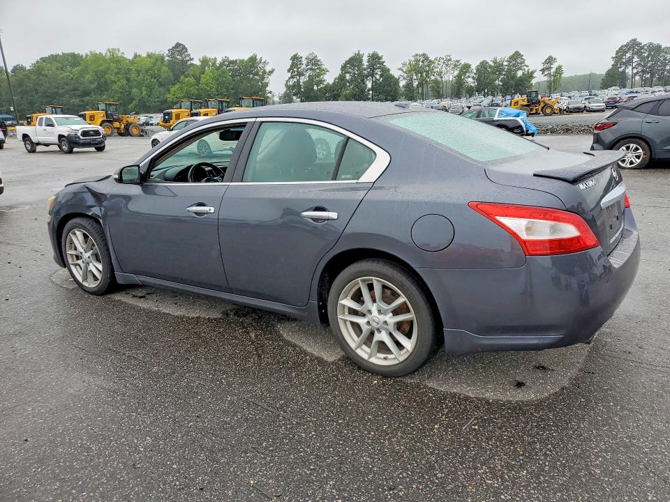 Photo 2 from auction – 2010 NISSAN MAXIMA with VIN 1N4AA5AP6AC859187