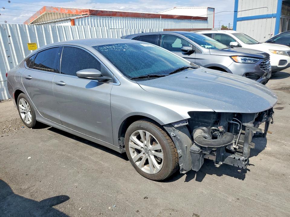 Photo 4 from auction – 2016 CHRYSLER 200 with VIN 1C3CCCAB3GN150045