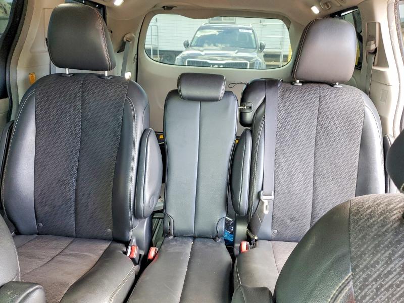 Photo 10 from auction – 2012 TOYOTA SIENNA with VIN 5TDXK3DC3CS249795