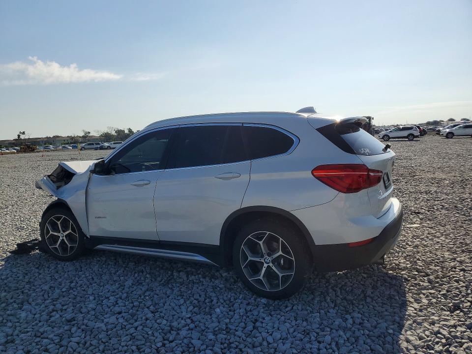 Photo 2 from auction – 2017 BMW X1 with VIN WBXHU7C30H5H34163