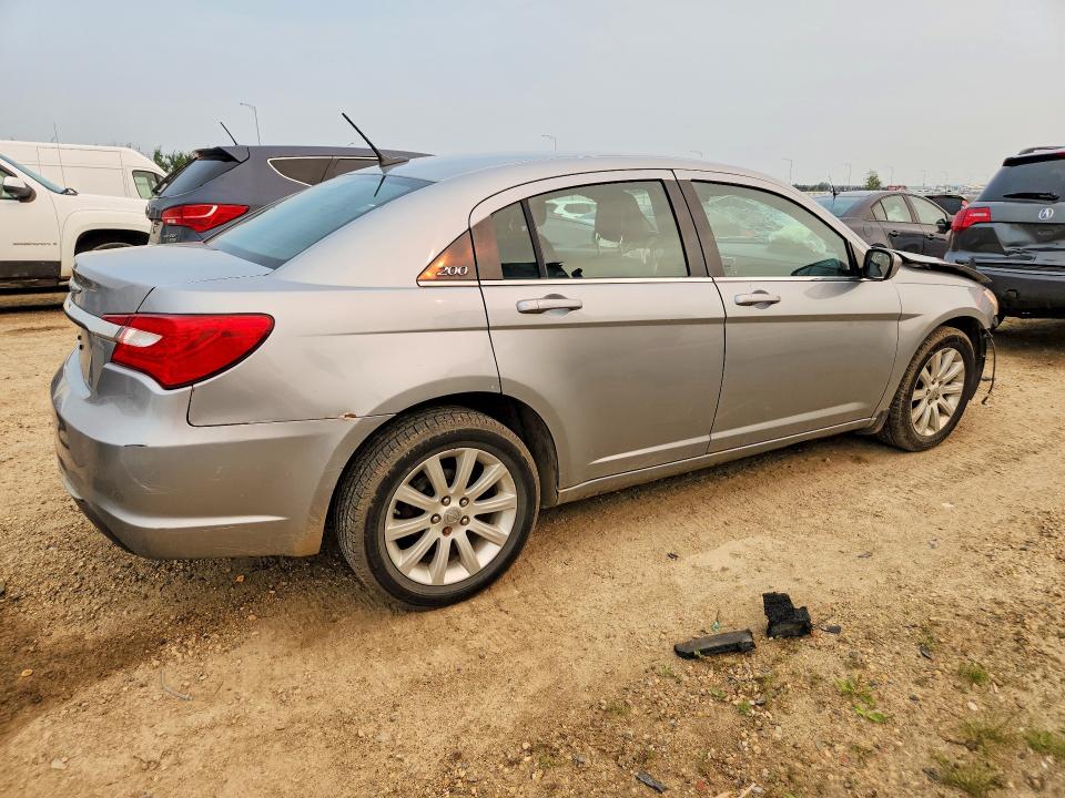 Photo 3 from auction – 2013 CHRYSLER 200 with VIN 1C3CCBBB2DN509566