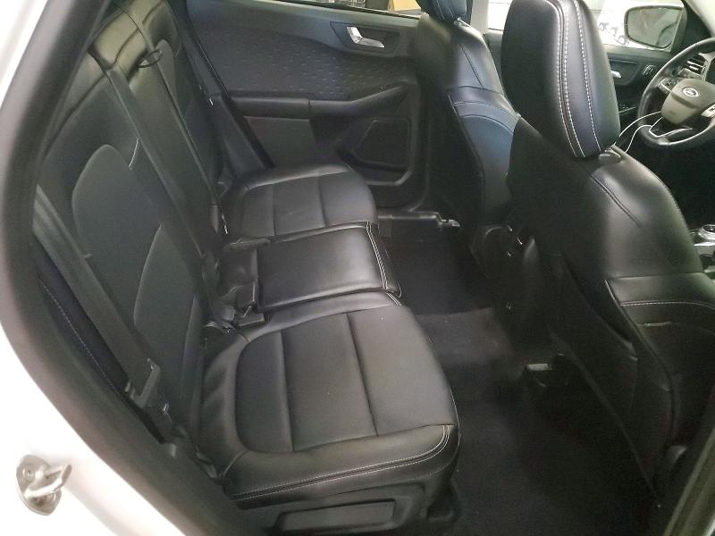 Photo 11 from auction – 2020 FORD ESCAPE with VIN 1FMCU9J90LUC22520