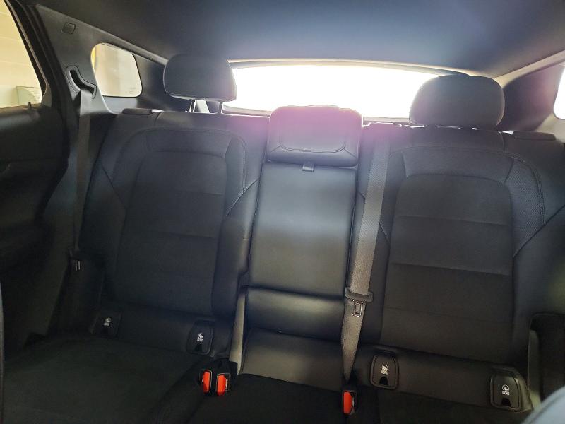 Photo 10 from auction – 2024 CHEVROLET BLAZER with VIN 3GNKDCRJ0RS121747
