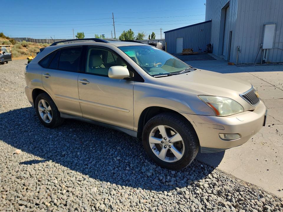 Photo 4 from auction – 2004 LEXUS RX with VIN JTJHA31UX40059854