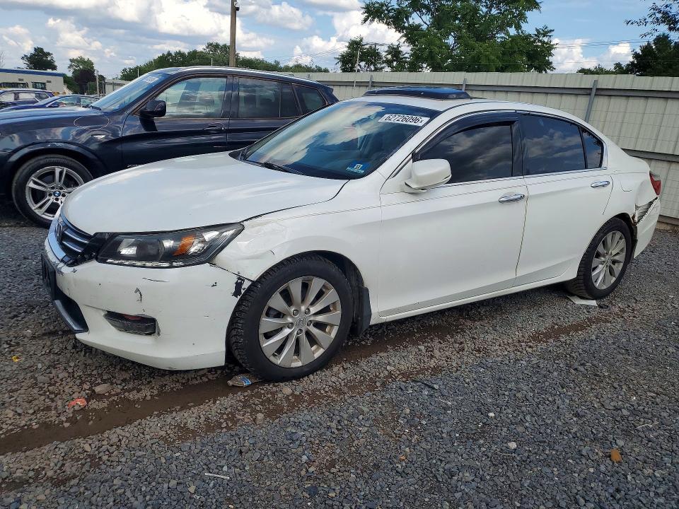Photo 1 from auction – 2015 HONDA ACCORD with VIN 1HGCR3F87FA003483