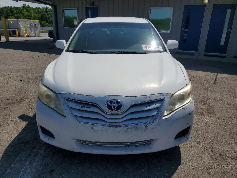 Photo 5 from auction – 2010 TOYOTA CAMRY with VIN 4T1BF3EK5AU560475