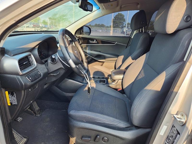 Photo 7 from auction – 2017 KIA SORENTO with VIN 5XYPG4A33HG264345