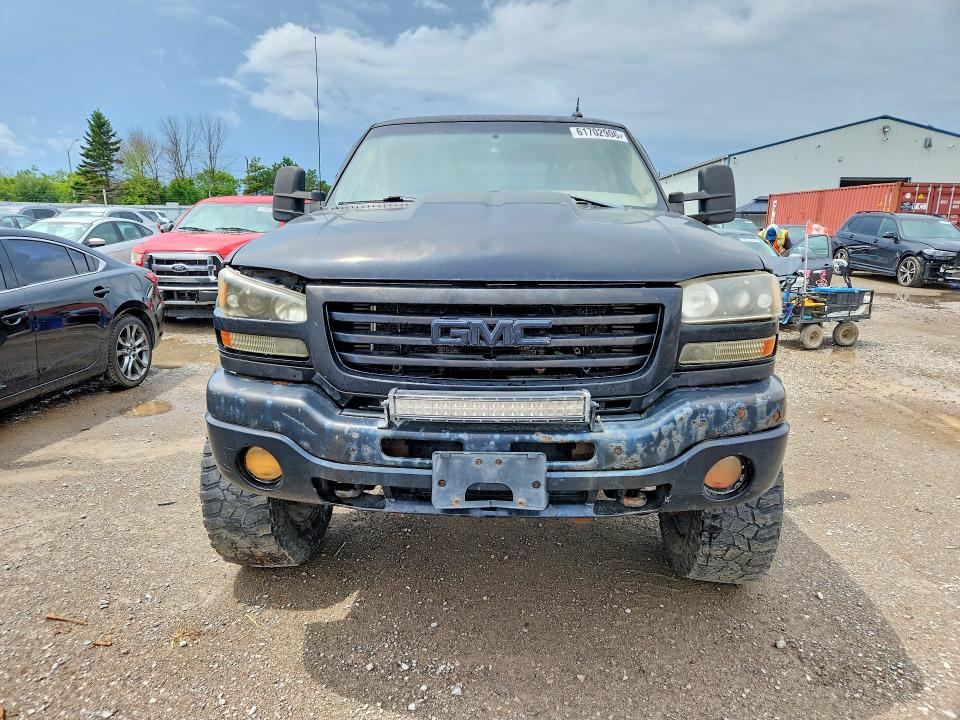 Photo 5 from auction – 2004 GMC SIERRA with VIN 1GTHK23264F241070