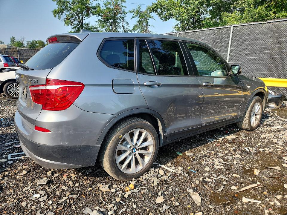 Снимка 3 от търг – 2013 BMW X3 с VIN 5UXWX9C51D0A16460