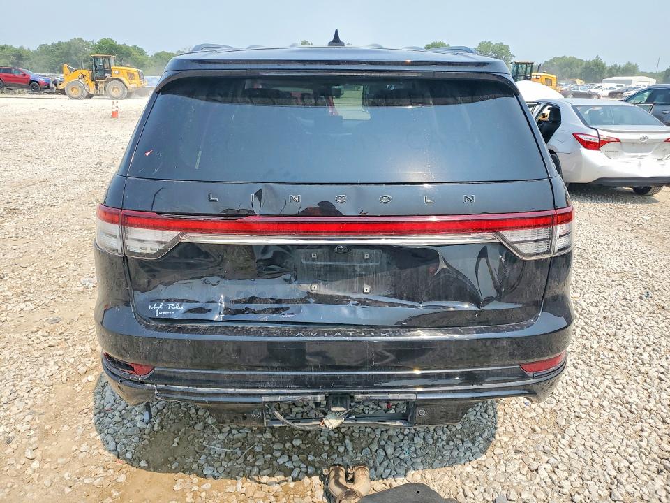 Photo 6 from auction – 2023 LINCOLN AVIATOR with VIN 5LM5J9XC0PGL20243