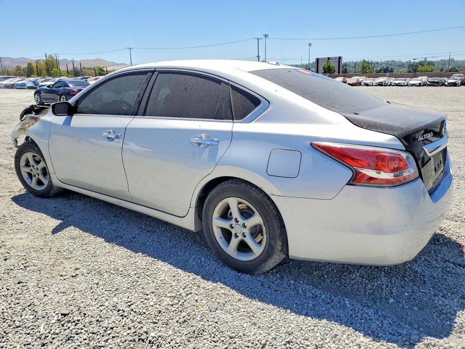 Photo 2 from auction – 2015 NISSAN ALTIMA with VIN 1N4AL3AP0FC256287